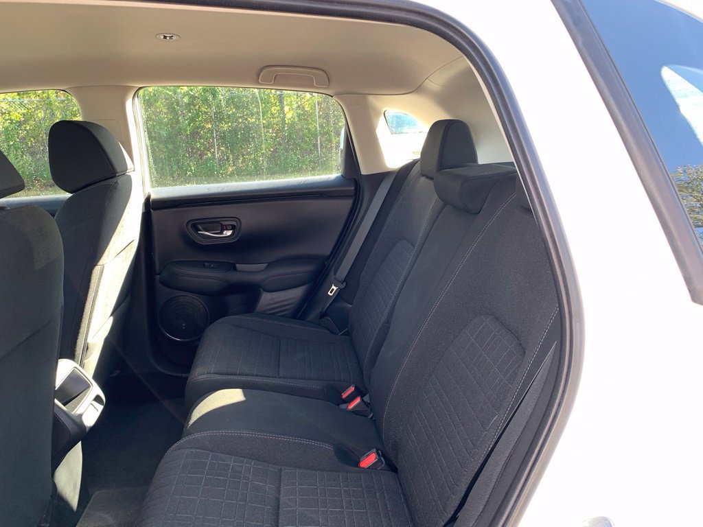 Used 2025 Honda HR-V LX image 24