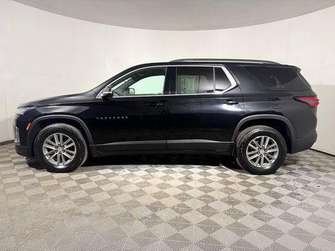Used 2023 Chevrolet Traverse LT w/ LPO, Cargo Package AWD/4WD image 3