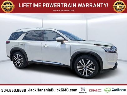 Used 2023 Nissan Pathfinder Platinum