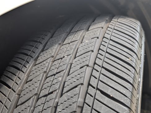 Used 2025 INFINITI QX80 Luxe AWD/4WD image 37