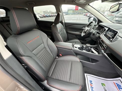New 2026 Nissan Rogue SV image 23