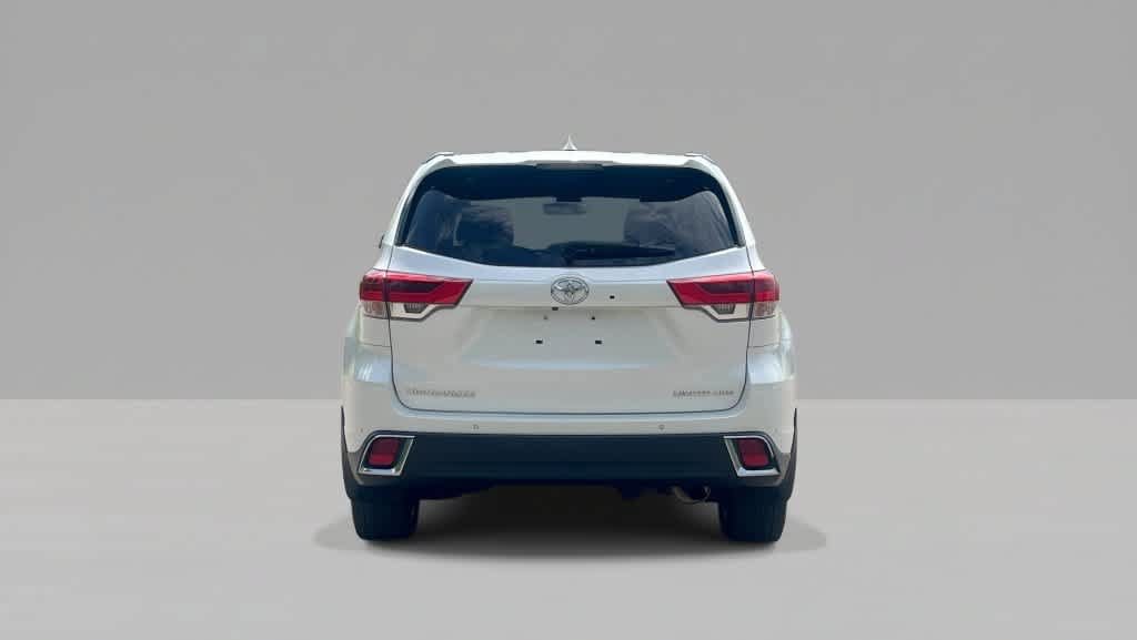 Used 2019 Toyota Highlander Limited AWD/4WD image 7