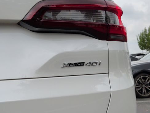 Used 2022 BMW X5 xDrive40i w/ Premium Package AWD/4WD image 11