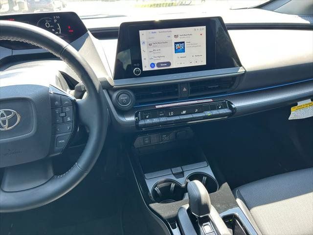 Certified 2026 Toyota Prius XLE FWD image 17