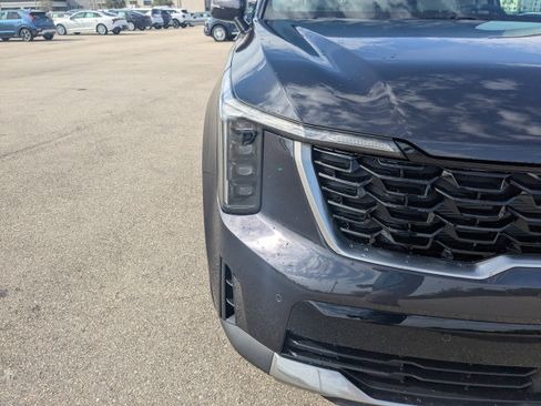 New 2026 Kia Sorento S w/ S Panoramic Sunroof Package FWD image 12
