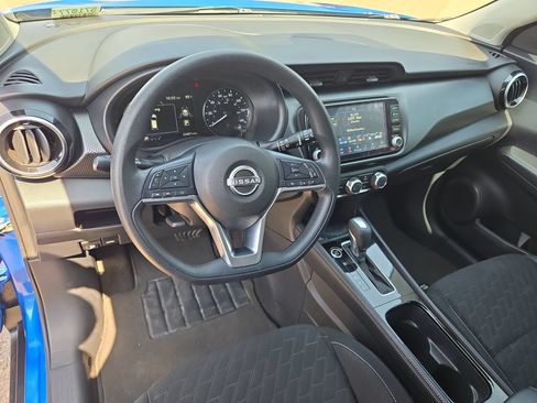 Certified 2023 Nissan Kicks SV FWD image 15