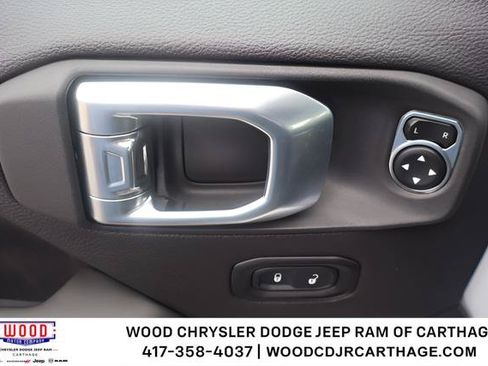 New 2026 Jeep Wrangler Unlimited Sahara AWD/4WD image 16