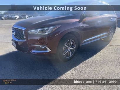 Used 2019 INFINITI QX60 Luxe w/ Essential Package
