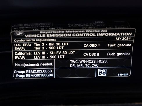 Used 2024 BMW X6 xDrive40i w/ Premium Package AWD/4WD image 34