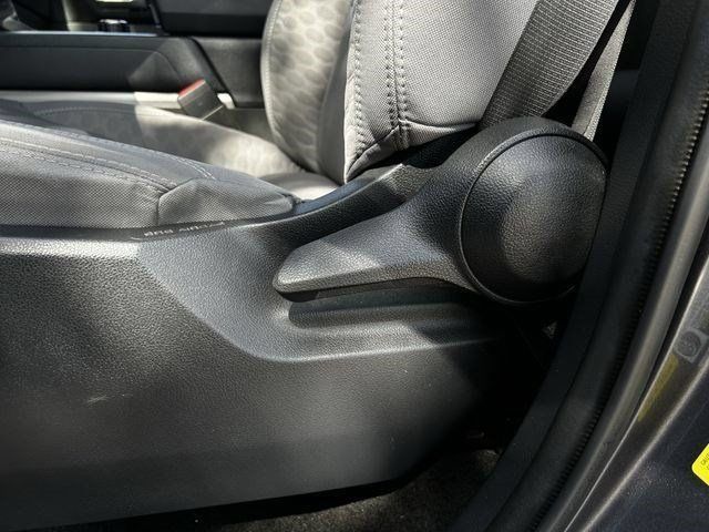 Used 2023 Toyota Tundra SR5 w/ SR5 Convenience Package AWD/4WD image 29