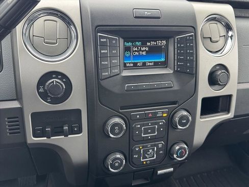 Used 2013 Ford F150 XLT w/ Luxury Equipment Group image 12