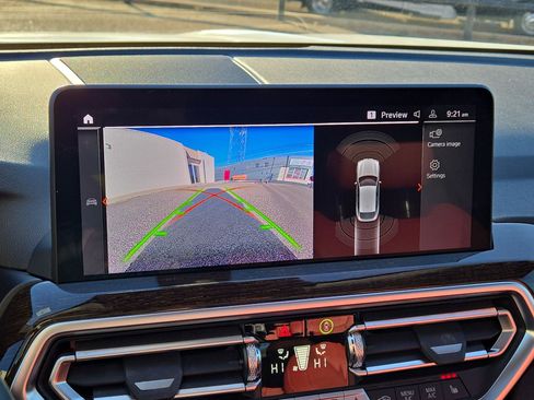 Certified 2023 BMW X4 xDrive30i w/ Premium Package image 18