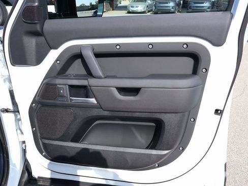 New 2025 Land Rover Defender 110 S AWD/4WD image 12