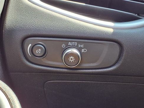 Used 2024 Chevrolet Malibu LT FWD image 22