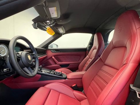 Used 2024 Porsche 911 Targa 4S image 5