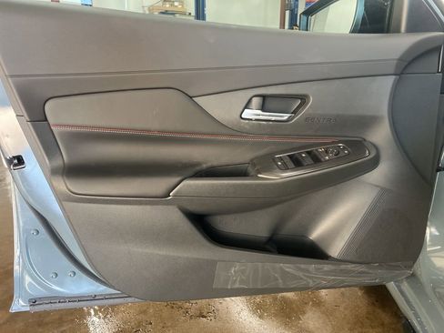 New 2026 Nissan Sentra SR w/ Floor Mat Package FWD image 24
