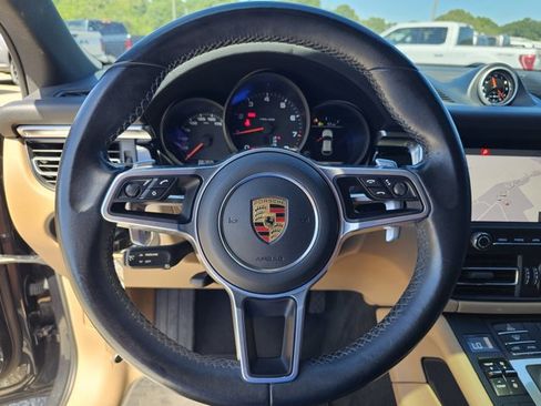 Used 2021 Porsche Macan AWD/4WD image 42