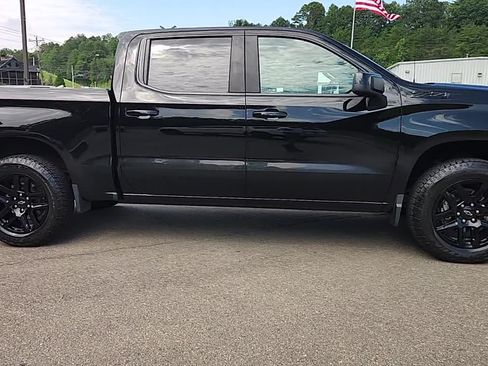 Used 2023 Chevrolet Silverado 1500 RST AWD/4WD image 6