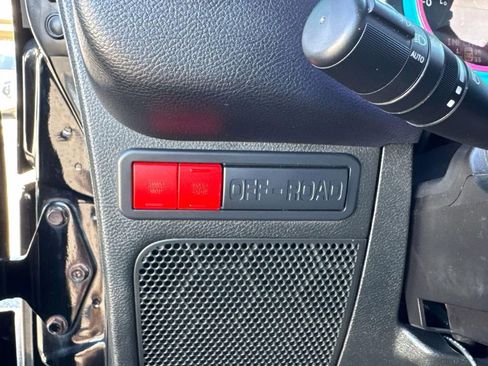 Used 2015 Jeep Wrangler Unlimited Rubicon AWD/4WD image 32