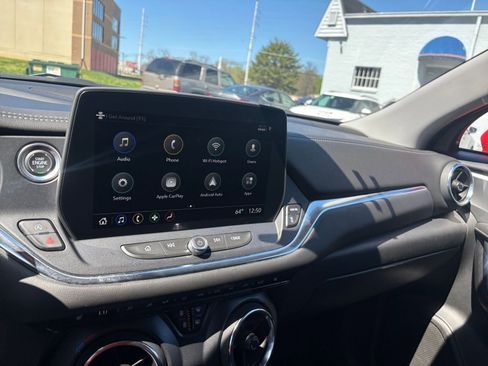 Used 2025 Chevrolet Blazer LT image 34