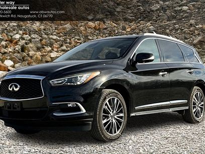 Used 2016 INFINITI QX60 Luxe w/ Deluxe Technology Package