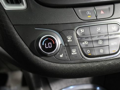 Used 2024 Chevrolet Malibu LT FWD image 18