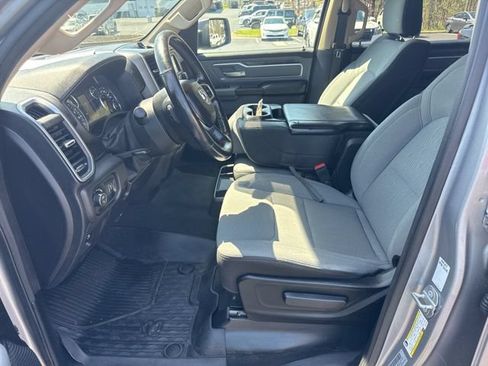 Used 2020 RAM 1500 Big Horn AWD/4WD image 12