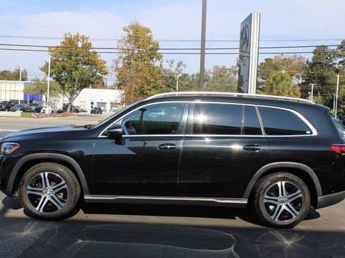 Certified 2023 Mercedes-Benz GLS 450 4MATIC image 9