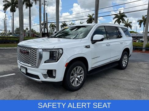 Used 2023 GMC Yukon Denali AWD/4WD image 3