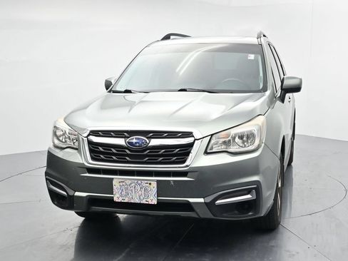 Used 2017 Subaru Forester 2.5i Premium w/ Protection Package #1 AWD/4WD image 3