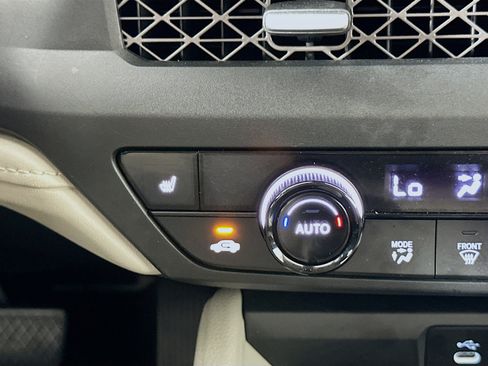 Used 2024 Honda Accord EX image 25