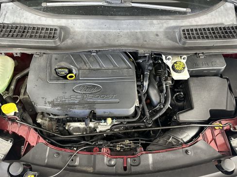 Used 2017 Ford Escape Titanium image 32