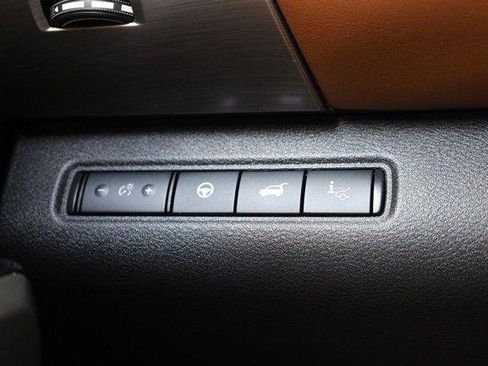 Used 2025 Nissan Pathfinder Platinum w/ Cargo Package FWD image 23