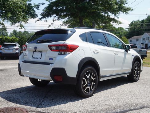 Used 2020 Subaru Crosstrek Hybrid w/ Moonroof Package w/Navigation AWD/4WD image 5