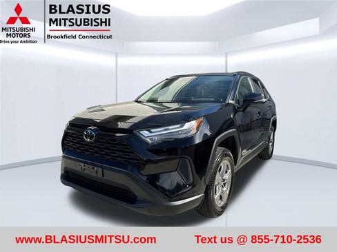 Used 2024 Toyota RAV4 XLE w/ Weather Package AWD/4WD image 3