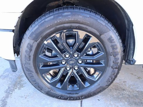 New 2025 Ford F150 XLT w/ Equipment Group 302A MID image 18