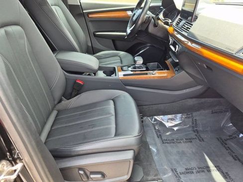 Certified 2023 Audi Q5 2.0T Premium w/ Convenience Package AWD/4WD image 20