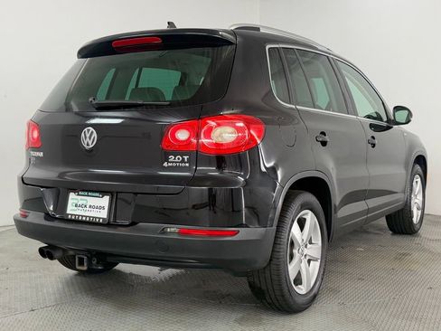 Used 2010 Volkswagen Tiguan SE AWD/4WD image 9