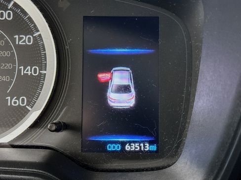 Used 2020 Toyota Corolla LE FWD image 13