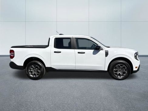 Used 2025 Ford Maverick XLT w/ XLT Luxury Package FWD image 2
