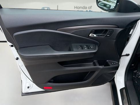Certified 2022 Honda Pilot Special Edition image 19