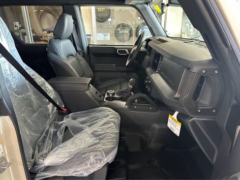 New 2025 Ford Bronco Badlands AWD/4WD image 40