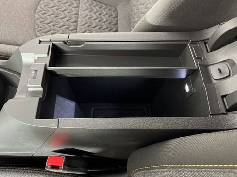 Used 2023 Chevrolet Equinox LT image 31