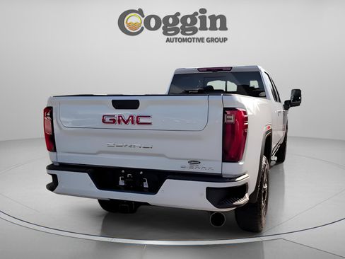 New 2026 GMC Sierra 3500 Denali w/ Denali Reserve Package image 9