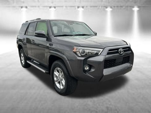 Used 2021 Toyota 4Runner SR5 Premium w/ Moonroof Package AWD/4WD image 2