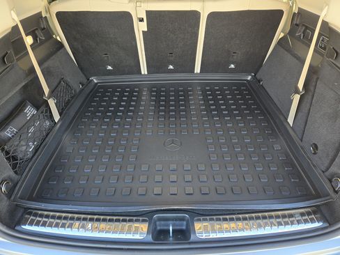 Used 2021 Mercedes-Benz GLE 450 4MATIC image 36