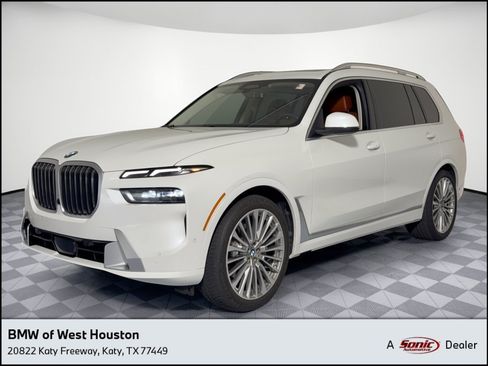 Used 2023 BMW X7 xDrive40i w/ Premium Package AWD/4WD image 1