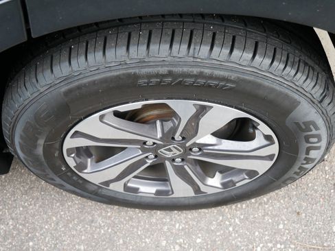 Used 2017 Honda CR-V LX image 5