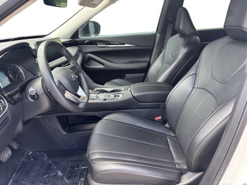 Used 2025 INFINITI QX60 Pure FWD image 9