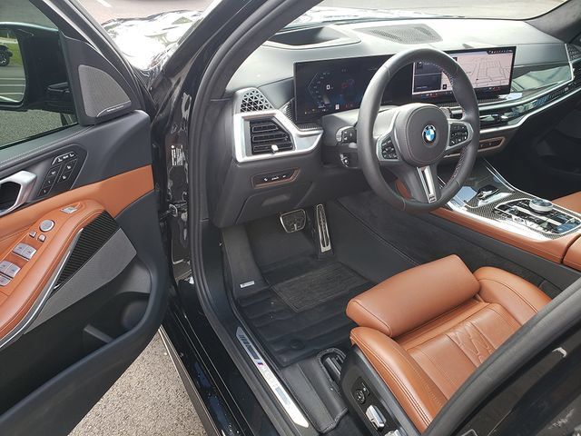 Used 2025 BMW X7 M60i AWD/4WD image 12